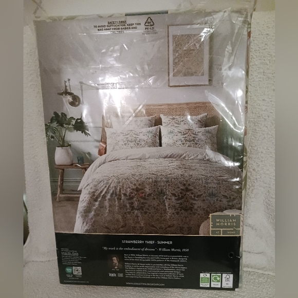 Strawberry Thief Queen Duvet Set Floral Design William Morris - Picture 5 of 16